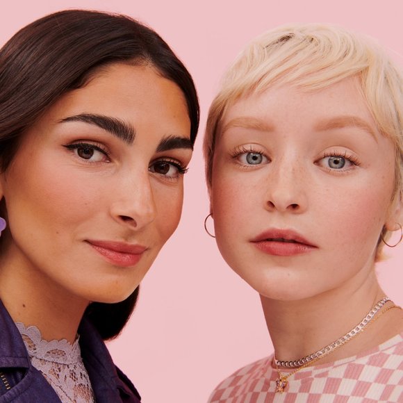 Benefit Hoola Bronzer - Picture 7 of 15